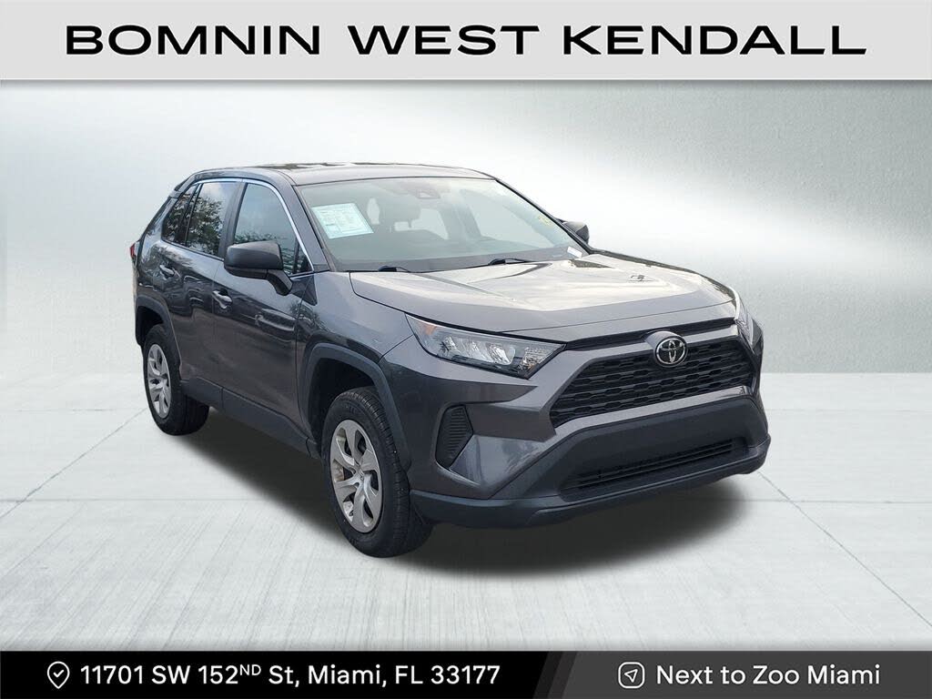 2022 Toyota RAV4 LE FWD