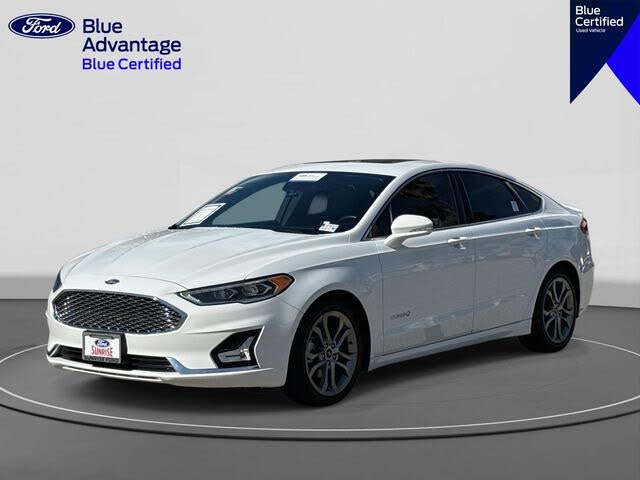 2019 Ford Fusion Hybrid Titanium FWD