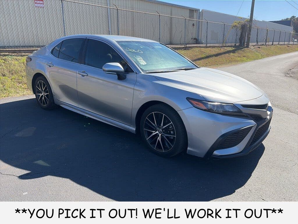 2023 Toyota Camry SE FWD