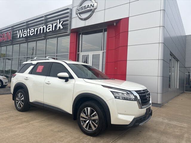 2024 Nissan Pathfinder SL 4WD