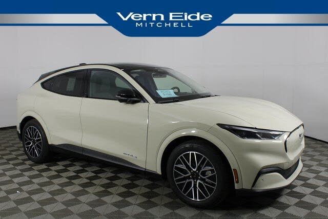 2025 Ford Mustang Mach-E Premium AWD