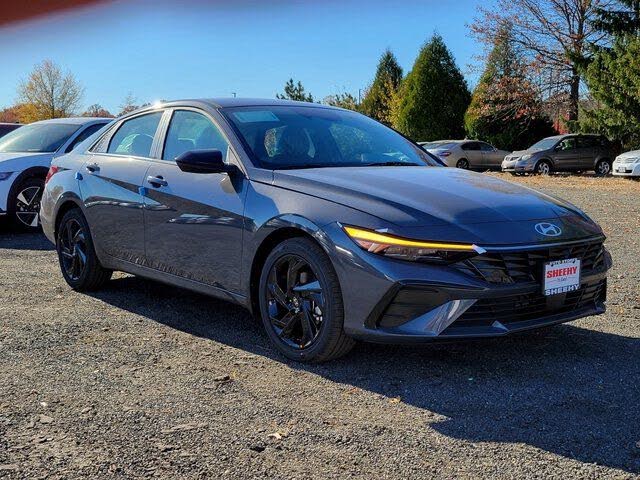 2026 Hyundai Elantra SEL Sport Premium FWD