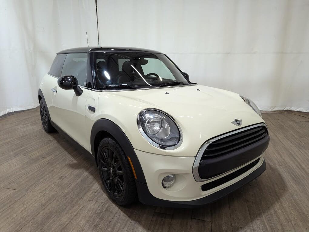 2018 MINI Cooper 3-Door Hatchback FWD