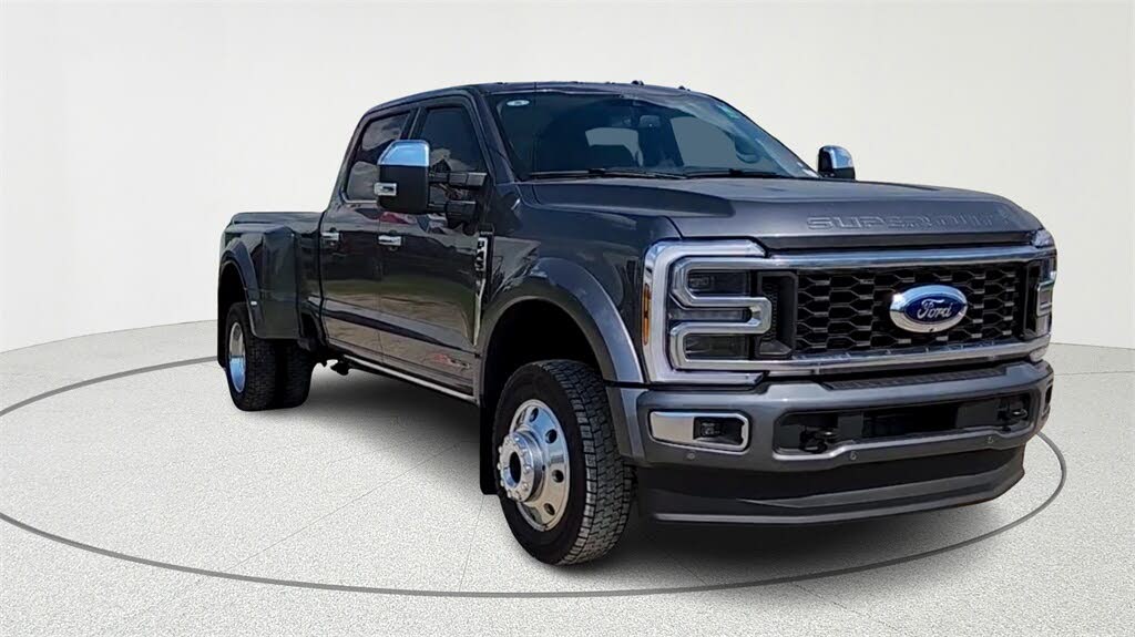 2025 Ford F-450 Super Duty Platinum Crew Cab LB DRW 4WD