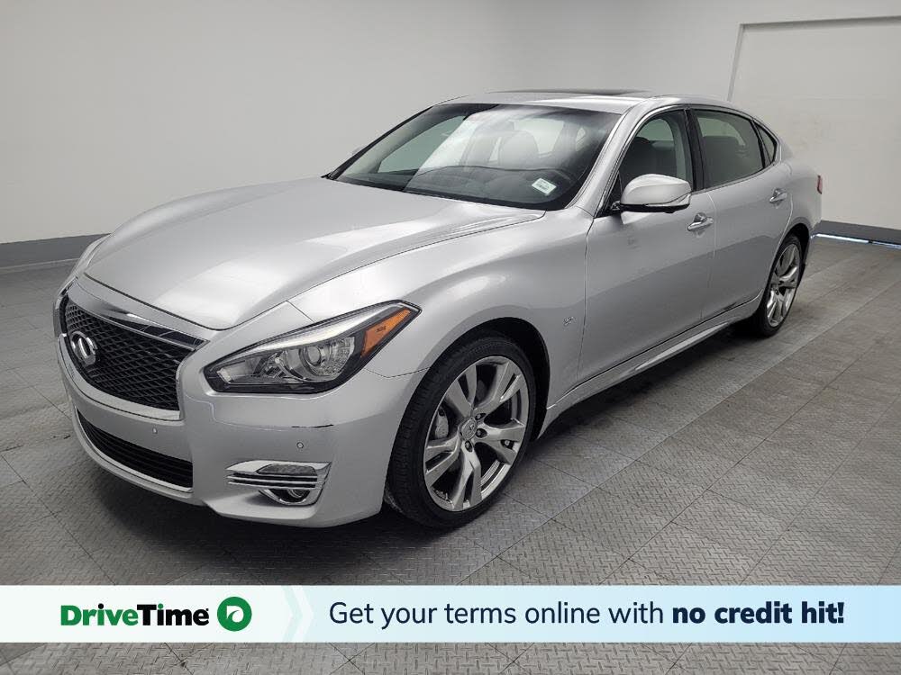 2017 INFINITI Q70L 3.7 RWD