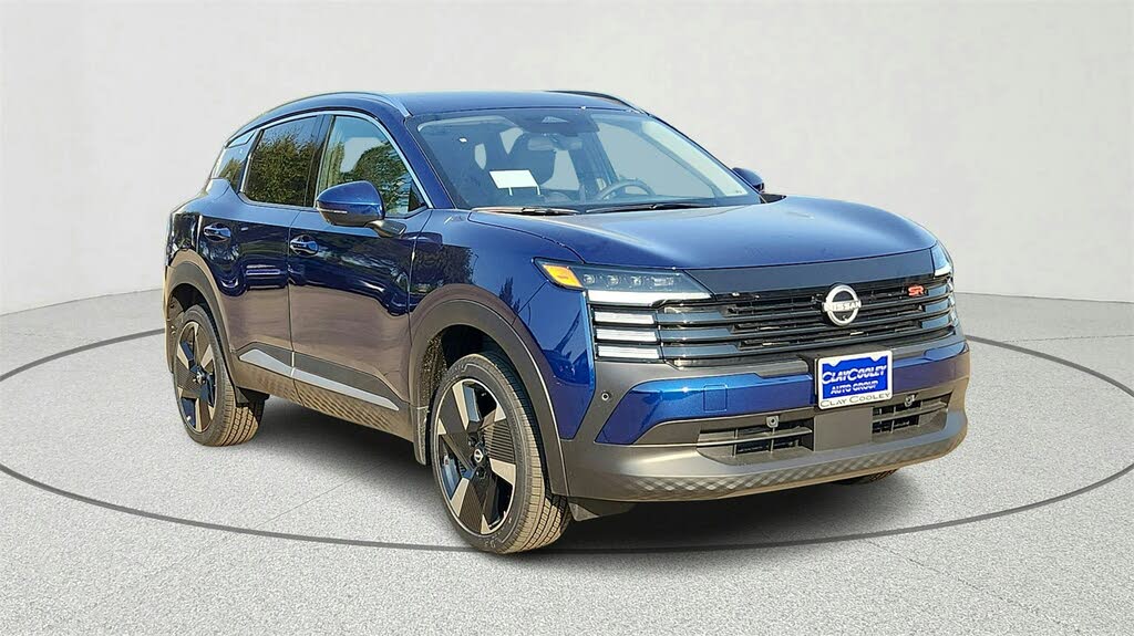 2026 Nissan Kicks SR AWD