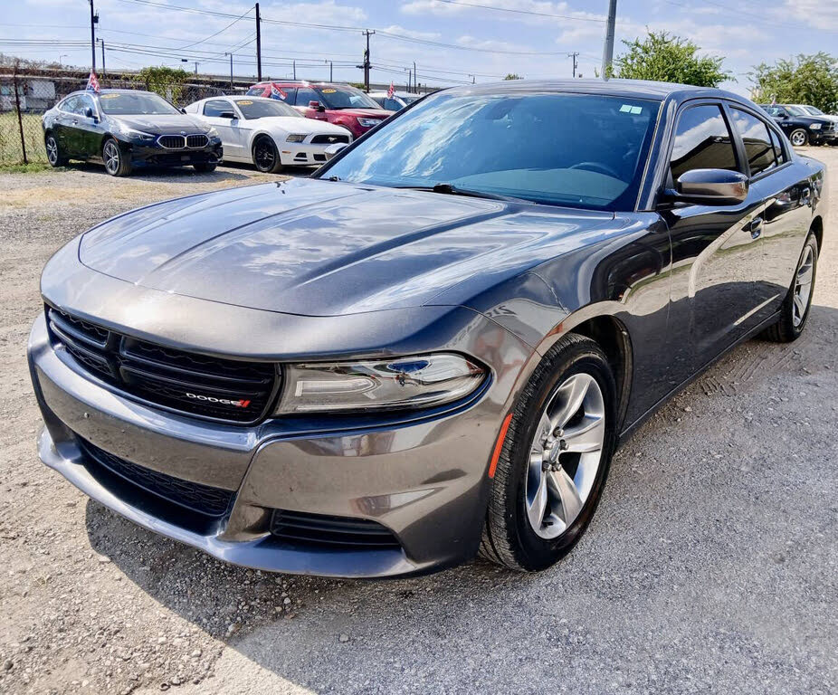 2020 Dodge Charger SXT RWD