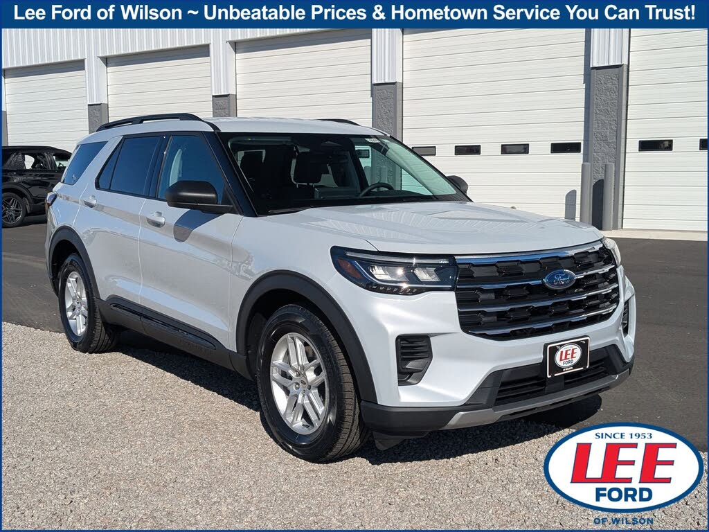 2026 Ford Explorer Active RWD