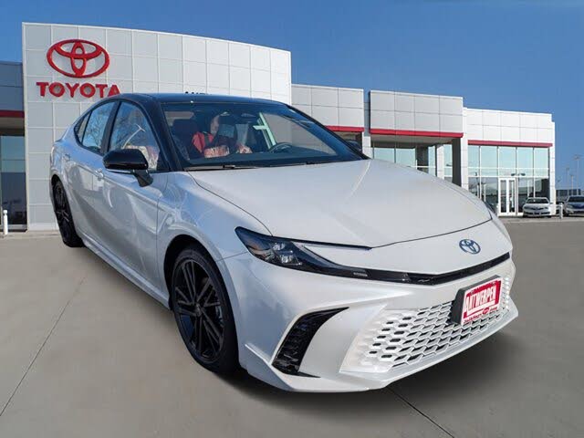 2026 Toyota Camry XSE FWD