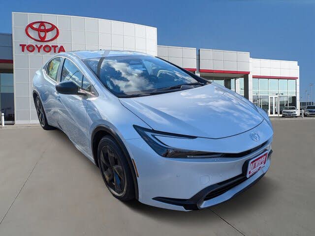 2026 Toyota Prius Plug-In Hybrid SE FWD