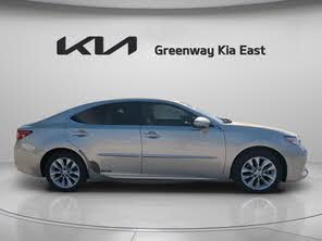 Lexus ES Hybrid 300h FWD