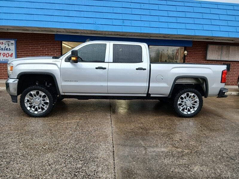 2018 GMC Sierra 2500HD Base Crew Cab SB 4WD