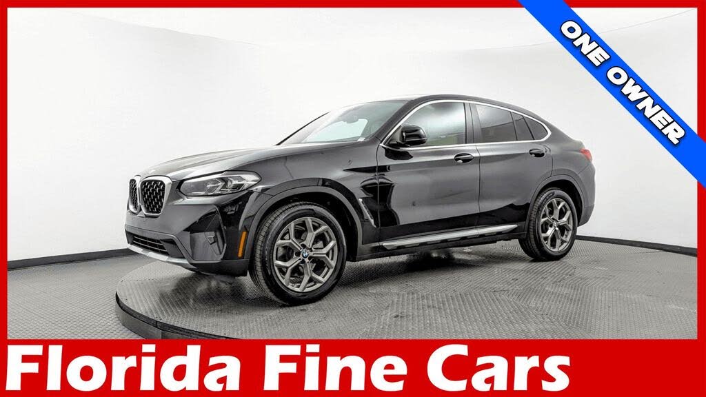 2022 BMW X4 xDrive30i AWD