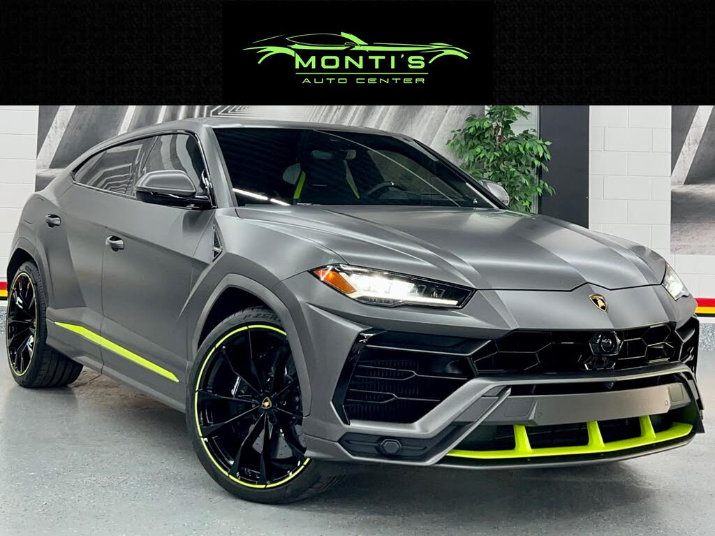 2022 Lamborghini Urus AWD