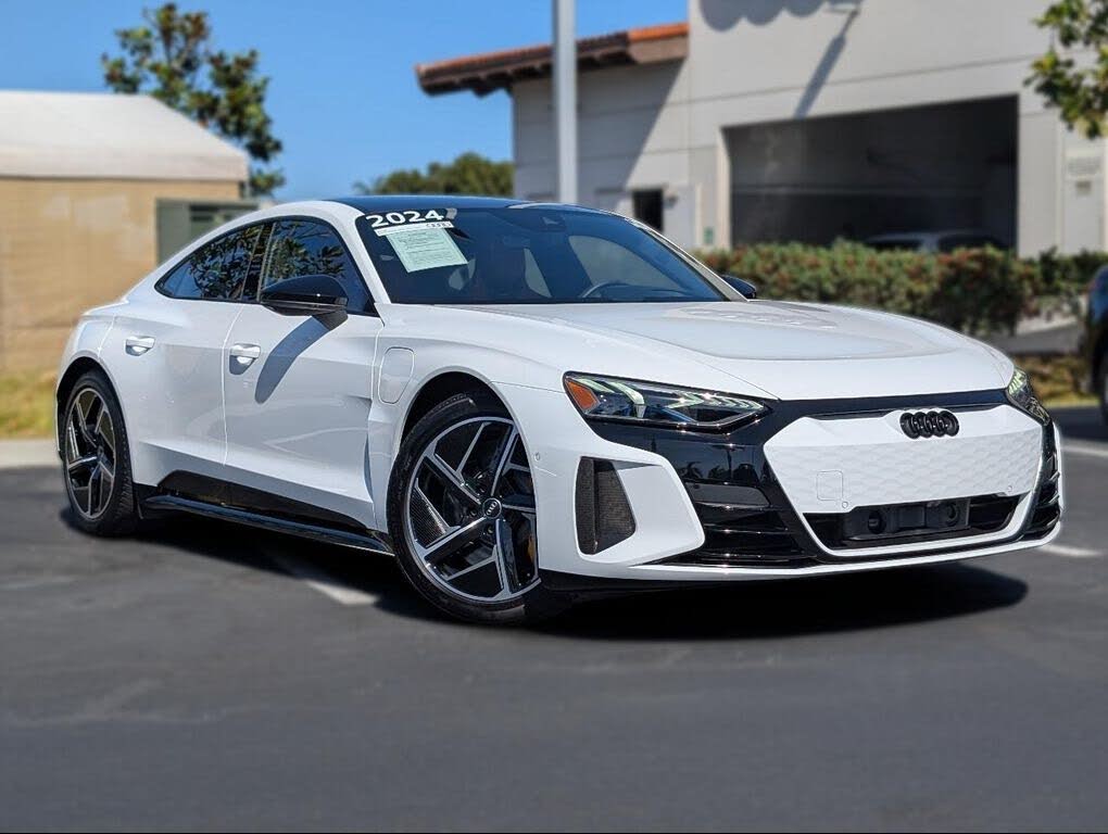 2024 Audi RS e-tron GT quattro AWD