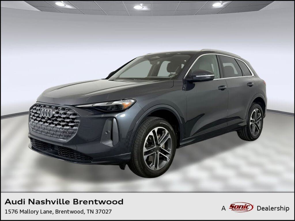 2025 Audi Q5 quattro Premium 40 TFSI