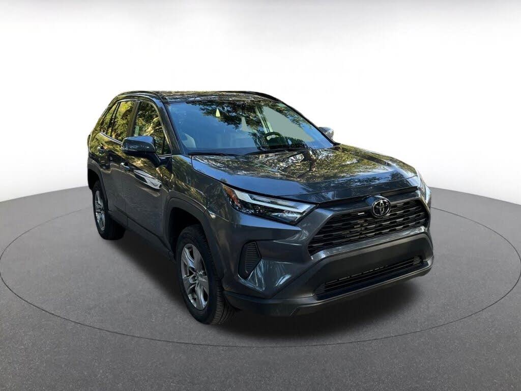 2025 Toyota RAV4 XLE AWD