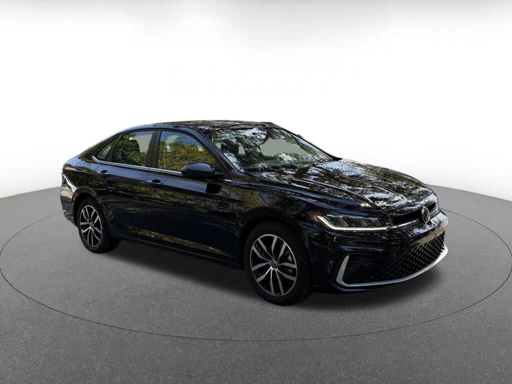 2025 Volkswagen Jetta SE FWD