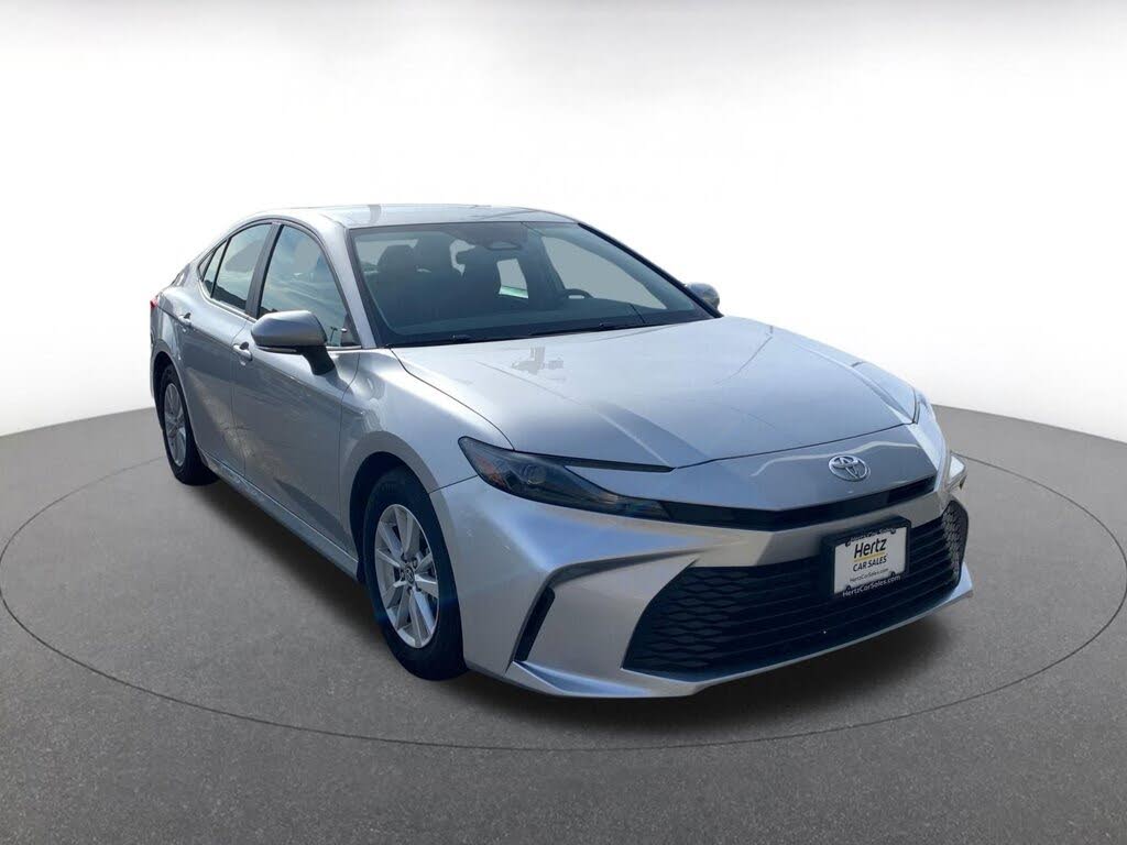 2025 Toyota Camry LE FWD