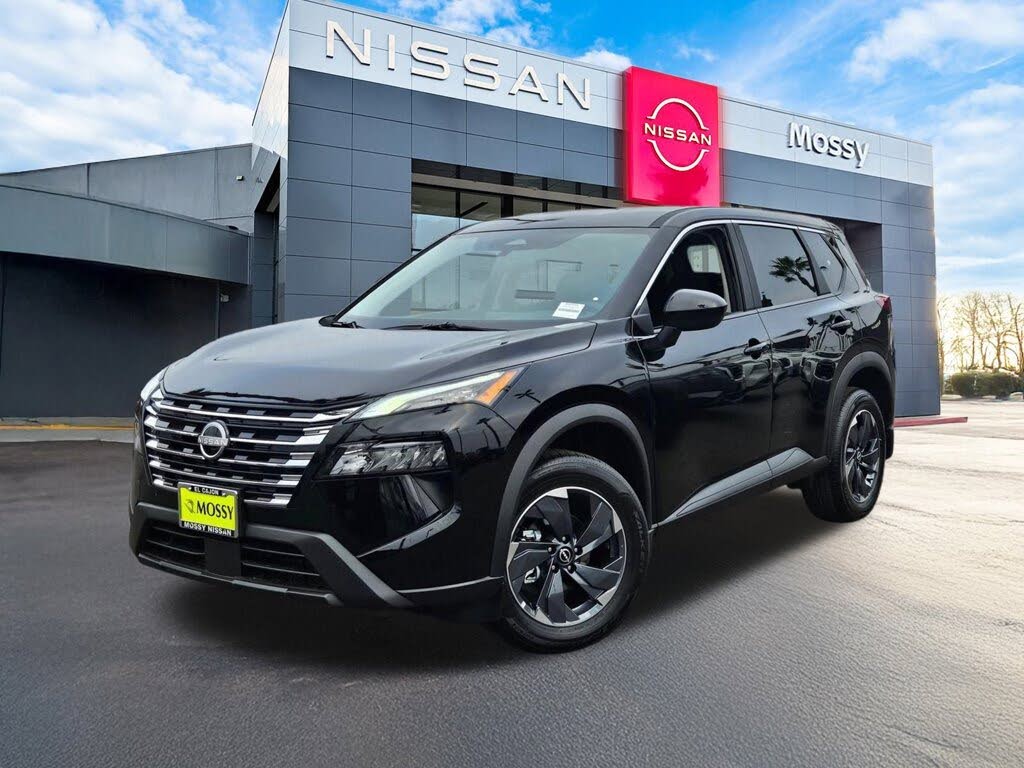 2026 Nissan Rogue SV FWD