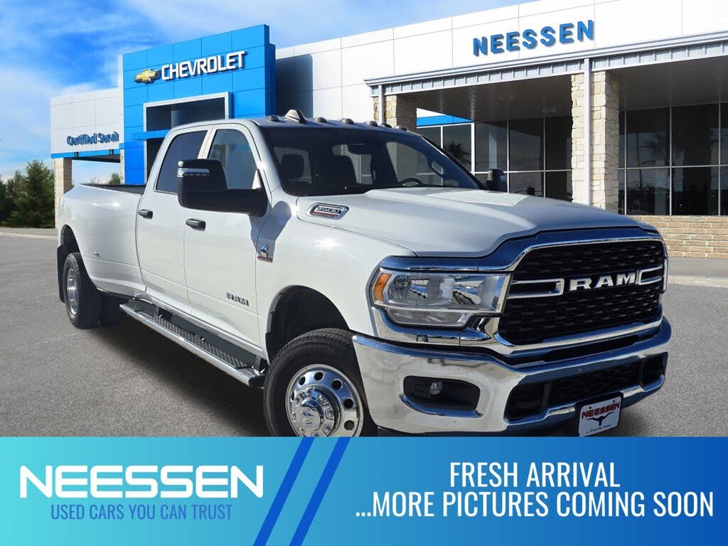 2023 RAM 3500 Big Horn Crew Cab LB DRW 4WD