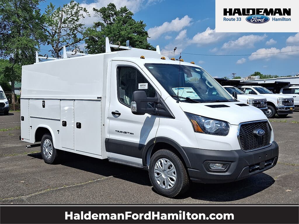 2025 Ford Transit Chassis 350 138 Cutaway RWD