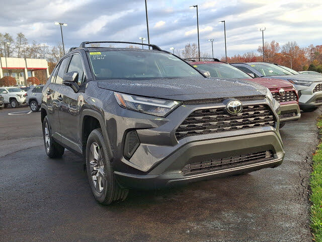 2025 Toyota RAV4 XLE AWD