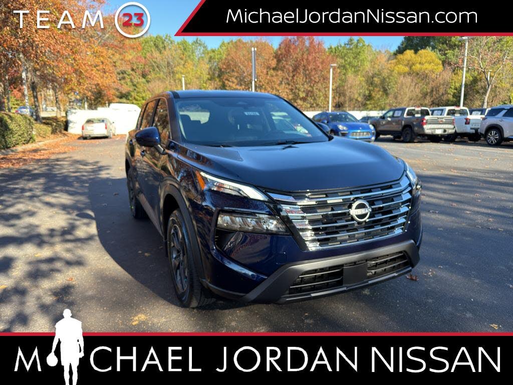 2026 Nissan Rogue SV FWD