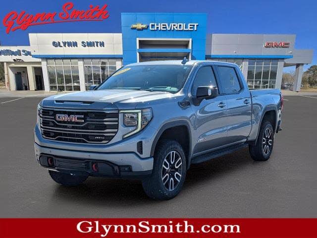 2023 GMC Sierra 1500 AT4 Crew Cab 4WD