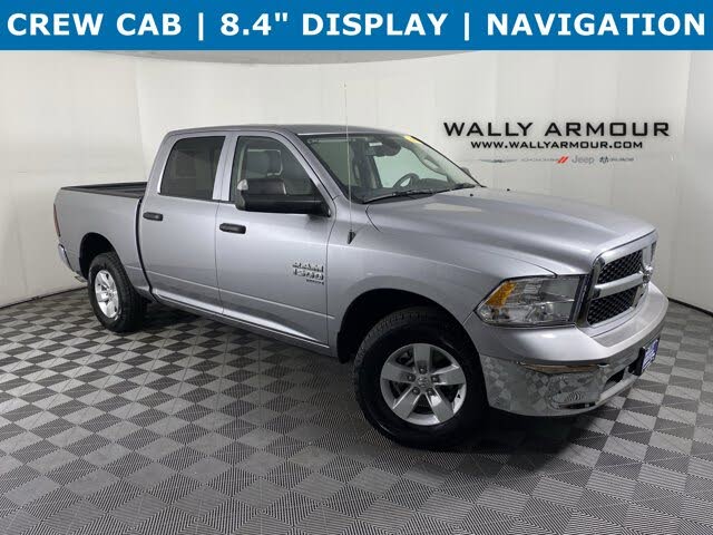 2023 RAM 1500 Classic SLT Crew Cab 4WD