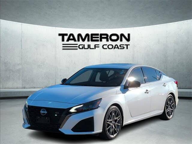 2023 Nissan Altima 2.0 SR FWD