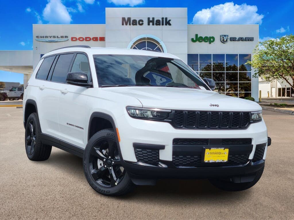 2025 Jeep Grand Cherokee L Altitude RWD