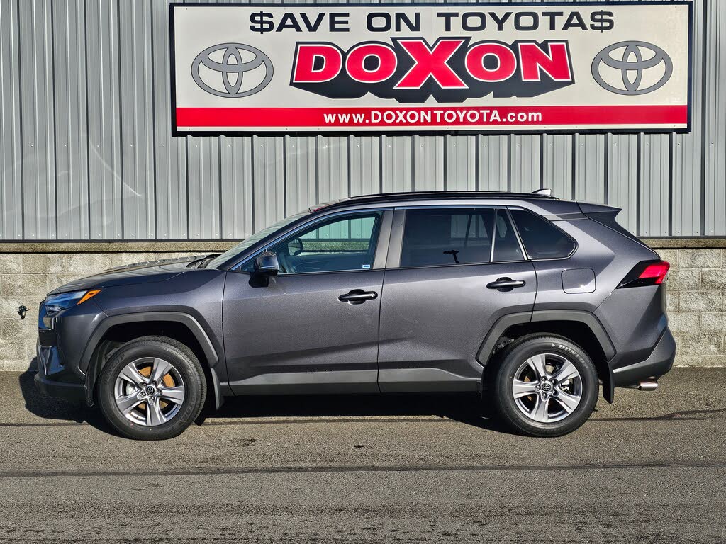 2025 Toyota RAV4 XLE AWD