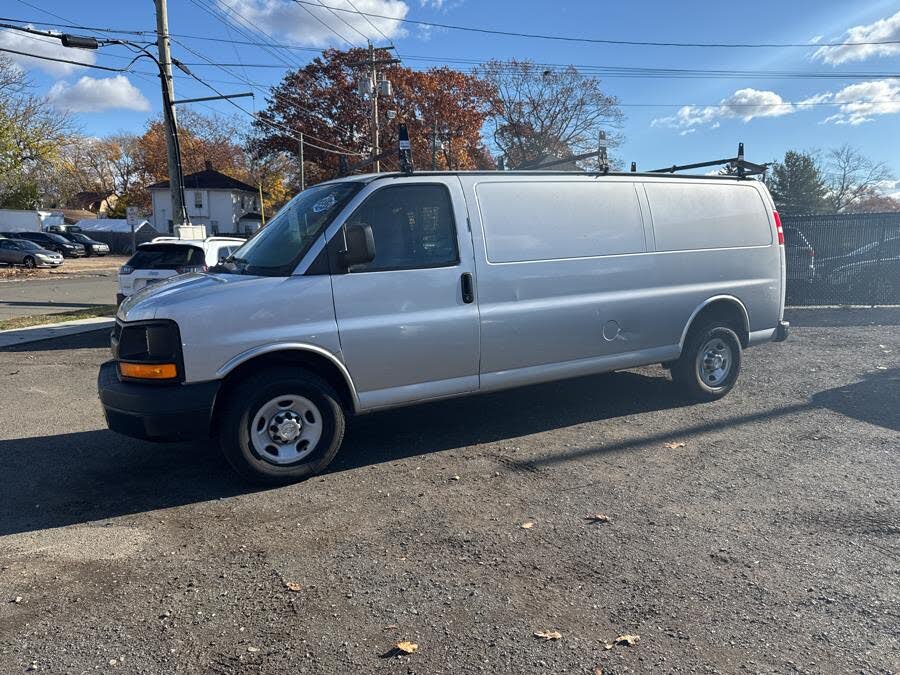 2016 Chevrolet Express Cargo 3500 Extended RWD