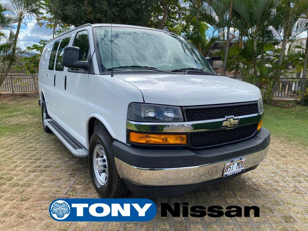 2022 Chevrolet Express Cargo 2500 RWD