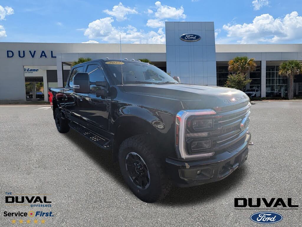 2025 Ford F-350 Super Duty Platinum Crew Cab 4WD