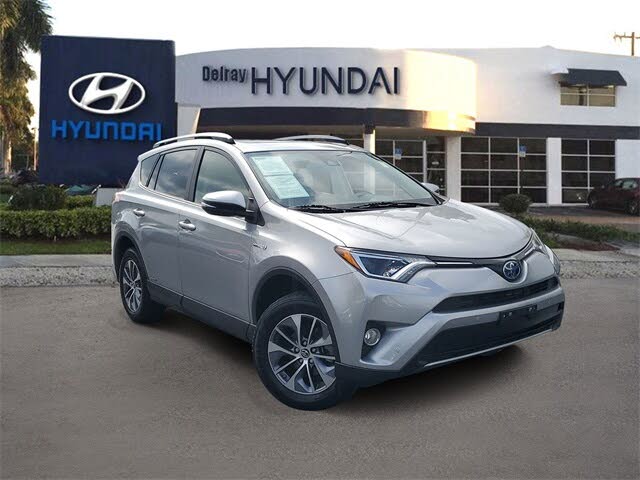 2017 Toyota RAV4 Hybrid XLE AWD