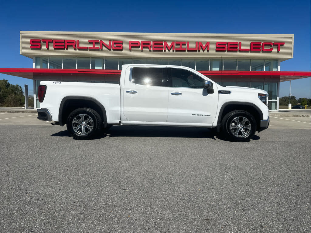 2025 GMC Sierra 1500 SLT Crew Cab 4WD
