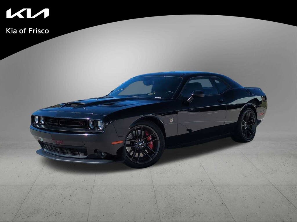 2022 Dodge Challenger R/T Scat Pack RWD