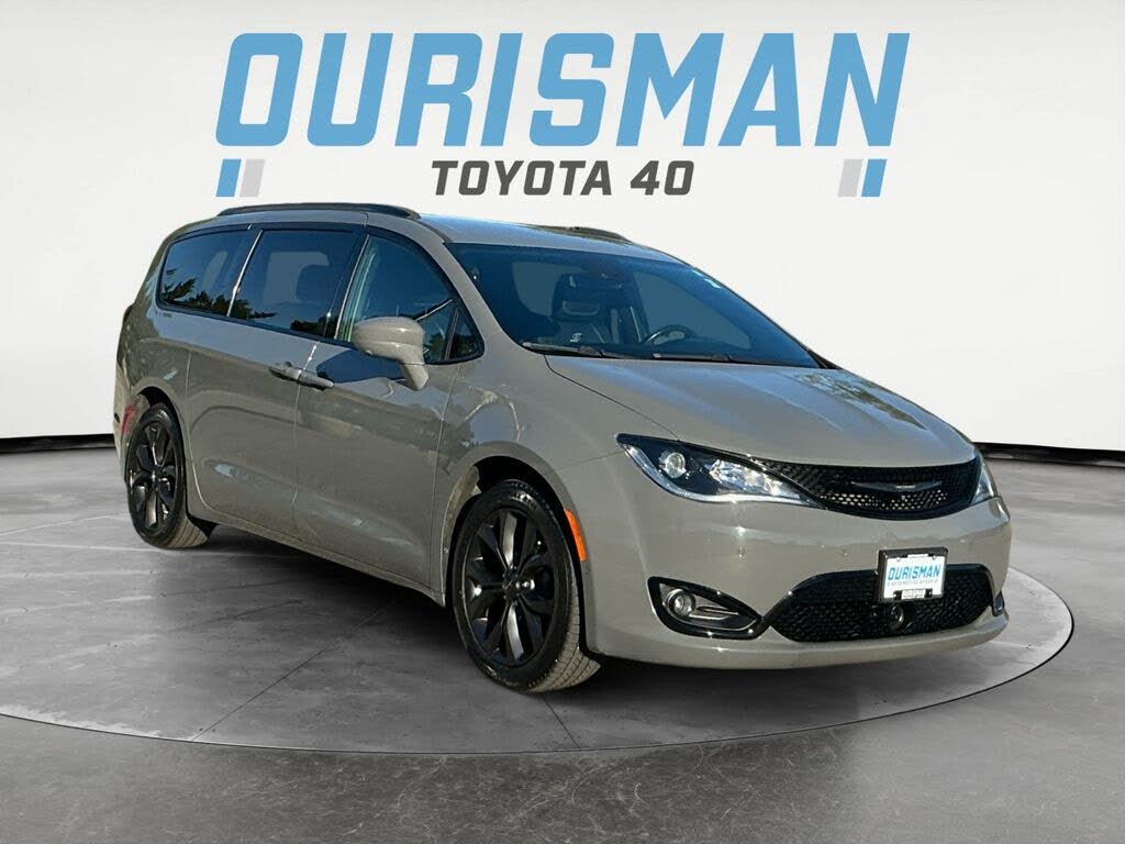 2020 Chrysler Pacifica Touring L Plus FWD