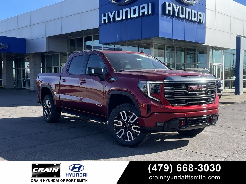 2023 GMC Sierra 1500 AT4 Crew Cab 4WD