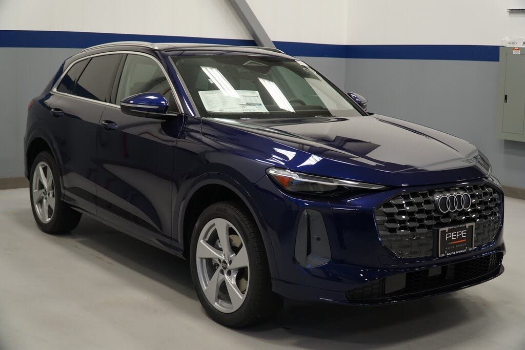 2025 Audi Q5 quattro Premium Plus 40 TFSI