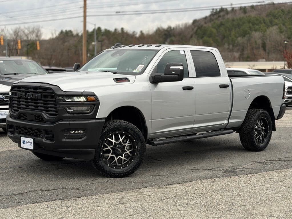 2026 RAM 2500 Tradesman Crew Cab 4WD