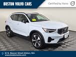Volvo XC40 B5 Plus Dark Theme AWD