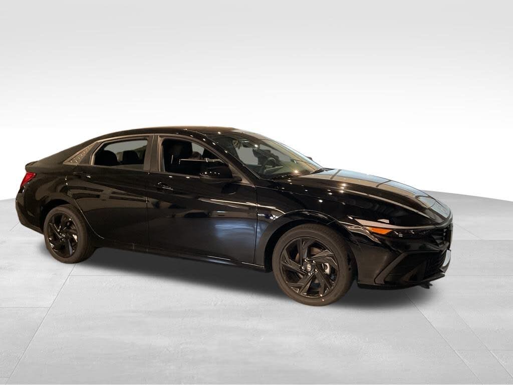 2026 Hyundai Elantra Hybrid SEL Sport FWD