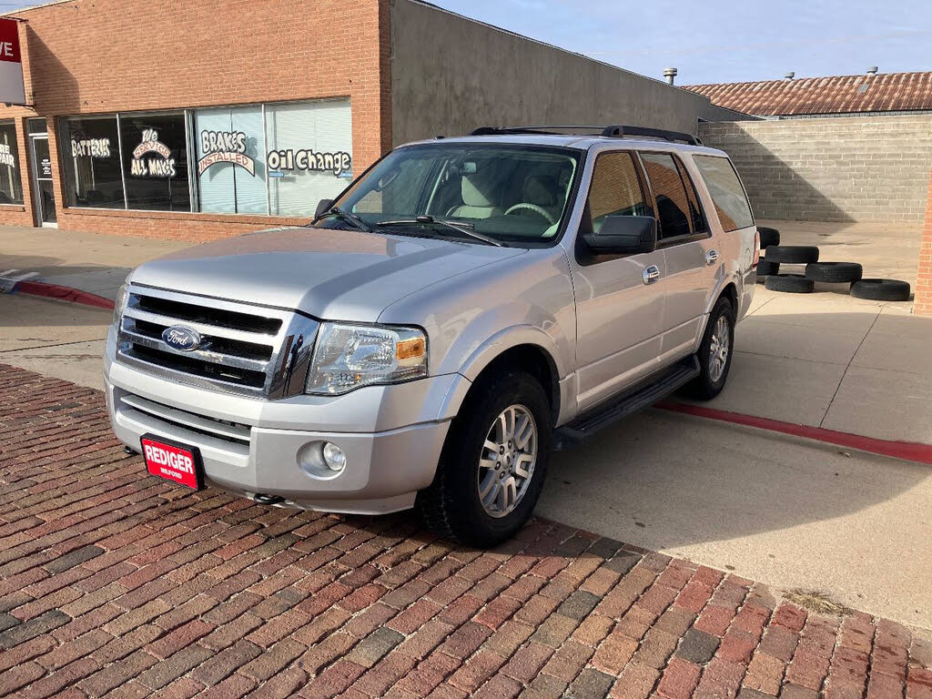 2011 Ford Expedition XLT 4WD