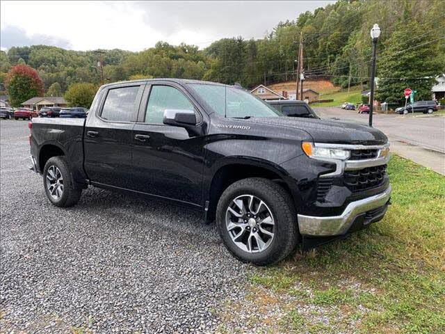 2023 Chevrolet Silverado 1500 LT Crew Cab 4WD