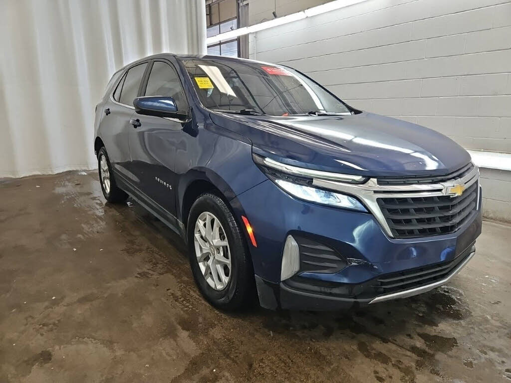 2022 Chevrolet Equinox LT FWD with 1LT