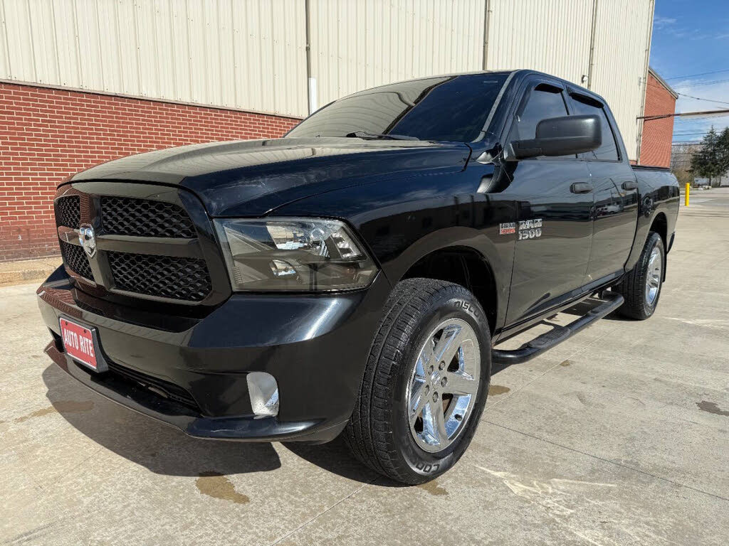 2013 RAM 1500 Express Crew Cab 4WD