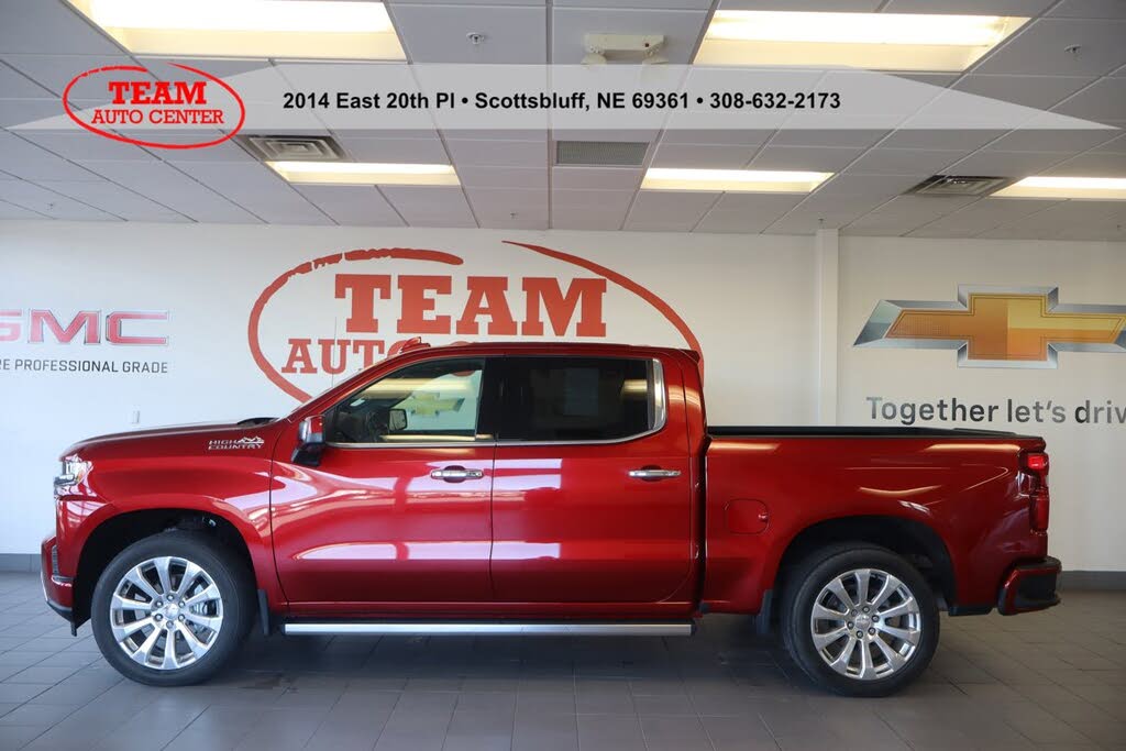 2022 Chevrolet Silverado 1500 High Country Crew Cab 4WD